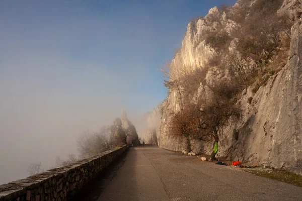 Magnifique Vue Sur Paysage Trieste Mer Rencontre Les Montagnes Une — Photo