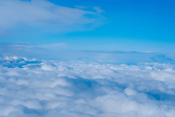 Nuvens. Vista superior — Fotografia de Stock