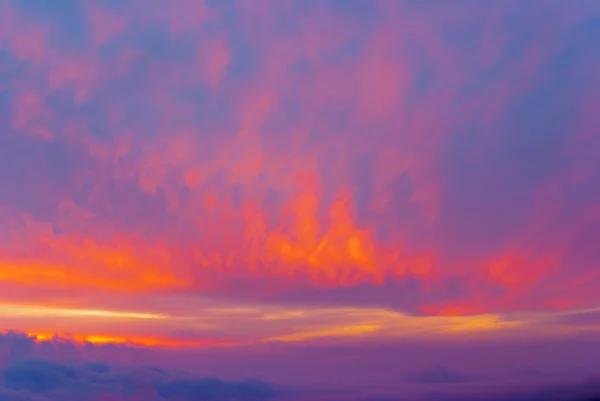 Cielo del atardecer. Vista superior. — Foto de Stock