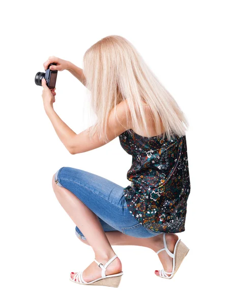 Вид сзади женщины фотографирования. — стоковое фото