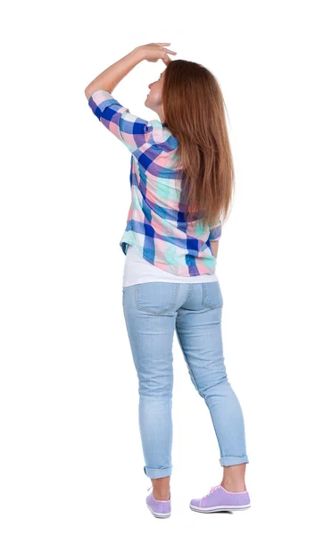 Vista de mulher ruiva bonita jovem de pé traseira. — Fotografia de Stock