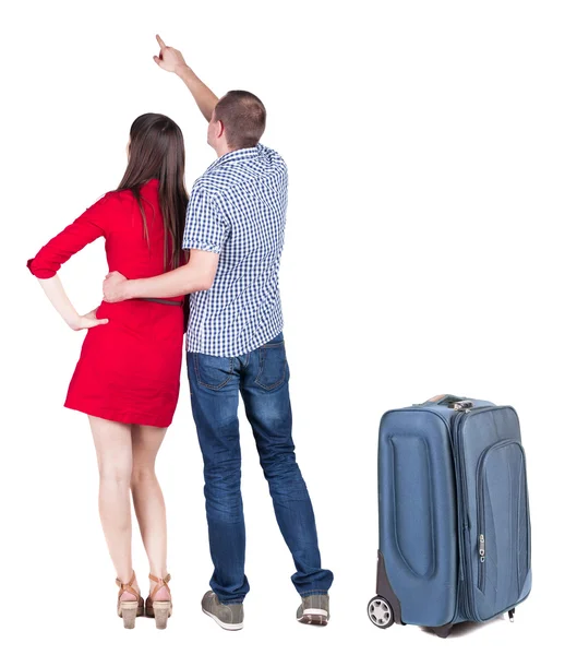 Пара подорожує з валізами — стокове фото