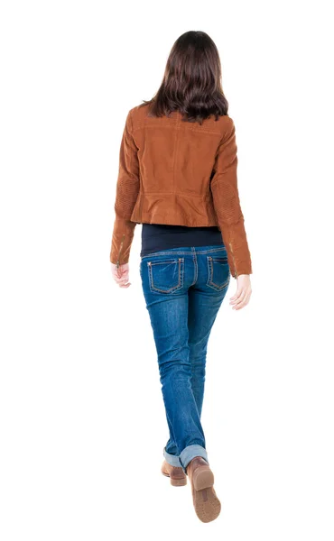 Vista posterior de poca mujer chaqueta marrón. — Foto de Stock