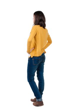 esmer kadın sarı kazak