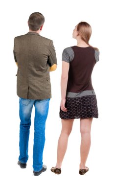 arkadan görünüşü uzakta genç Çift