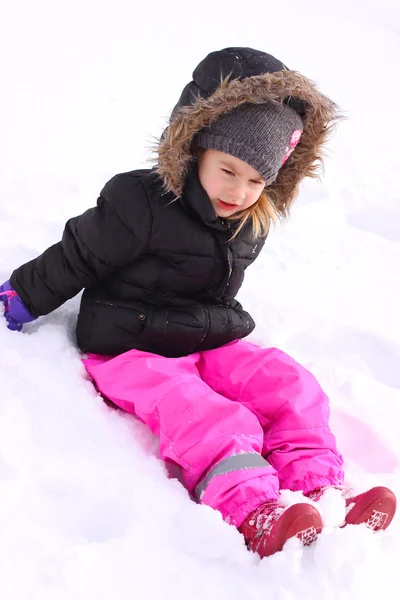 Cute little girl on winter — Stock Photo, Image