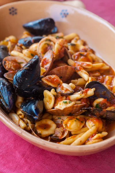 Těstoviny s mořskými plody — Stock fotografie