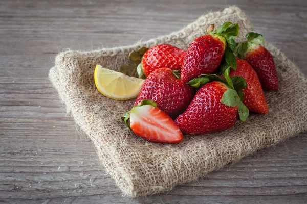 Erdbeeren — Stockfoto