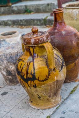 eski seramik kavanoz