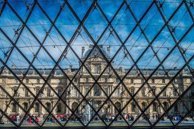 Le Louvre