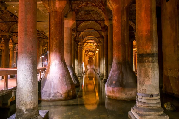 Basilica cistern, Istanbul — Stock Photo, Image