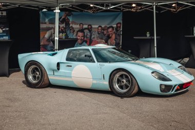 FRANCORCHAMPS, BELGIUM-ECTOBER 2021: 6 Saat SPA araba yarışlarının tekrarlanması