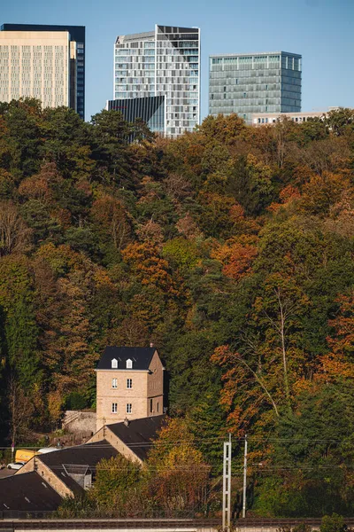 Moderne Oude Architectuurgebouwen Kirchberg Pfaffenthal Stad Luxemburg — Stockfoto