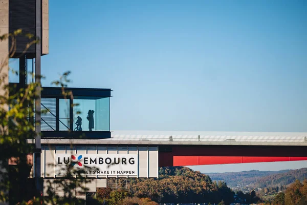 Luxemburg Stadt Oktober 2021 Menschen Aussichtspunkt Pfaffenthallift — Stockfoto