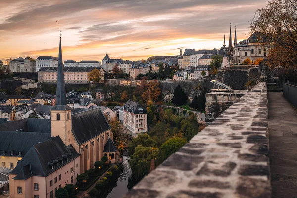 Панорамный Вид Город Люксембург Закате — стоковое фото