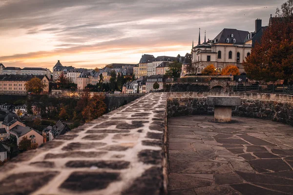 Panoramiczny Widok Miasto Luksemburg Zachodzie Słońca — Zdjęcie stockowe