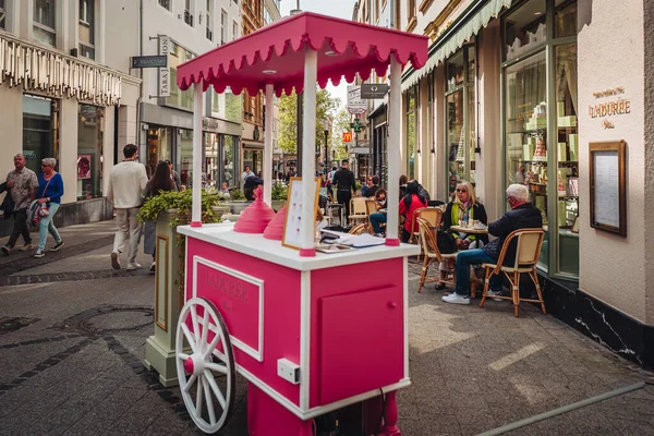 Luxembourg May 2022 Famous Laduree Shop Selling Ice Cream — стоковое фото
