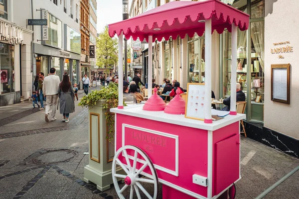 Luxembourg May 2022 Famous Laduree Shop Selling Ice Cream — стоковое фото