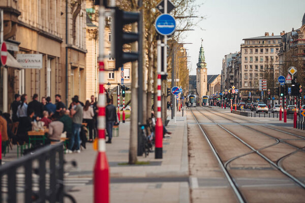 Люксембург-апрель 2022: Уличная жизнь в столице