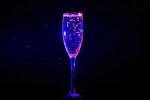 Versamento di champagne — Foto Stock