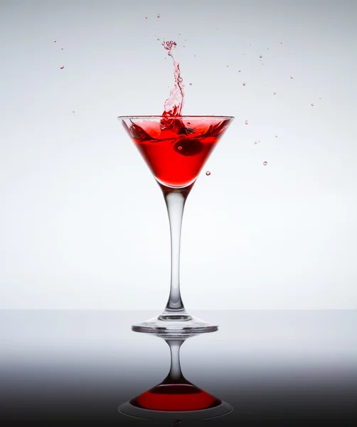 Klassisk modern cocktail — Stockfoto