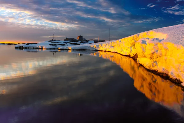 Antarktisk glaciär — Stockfoto