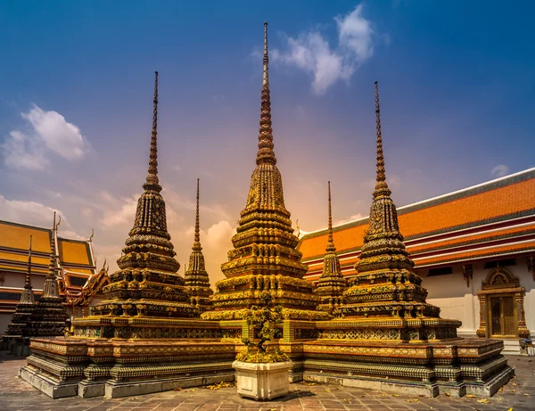 Wat Phra Chetupon Vimolmangklararm — Stockfoto