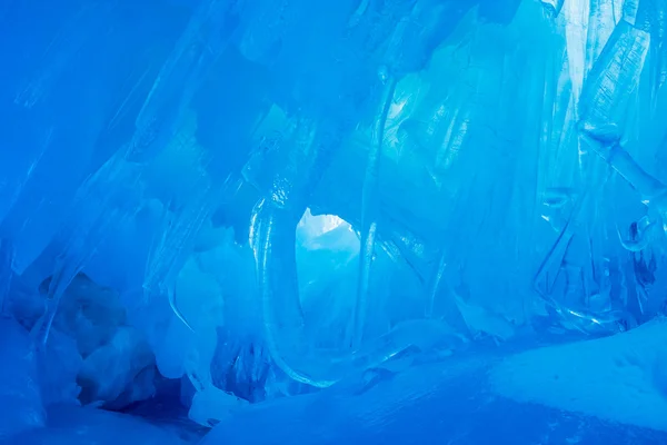 Blue Ice cave — Stockfoto