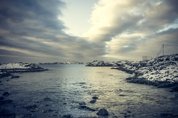 Belas montanhas cobertas de neve — Fotografia de Stock