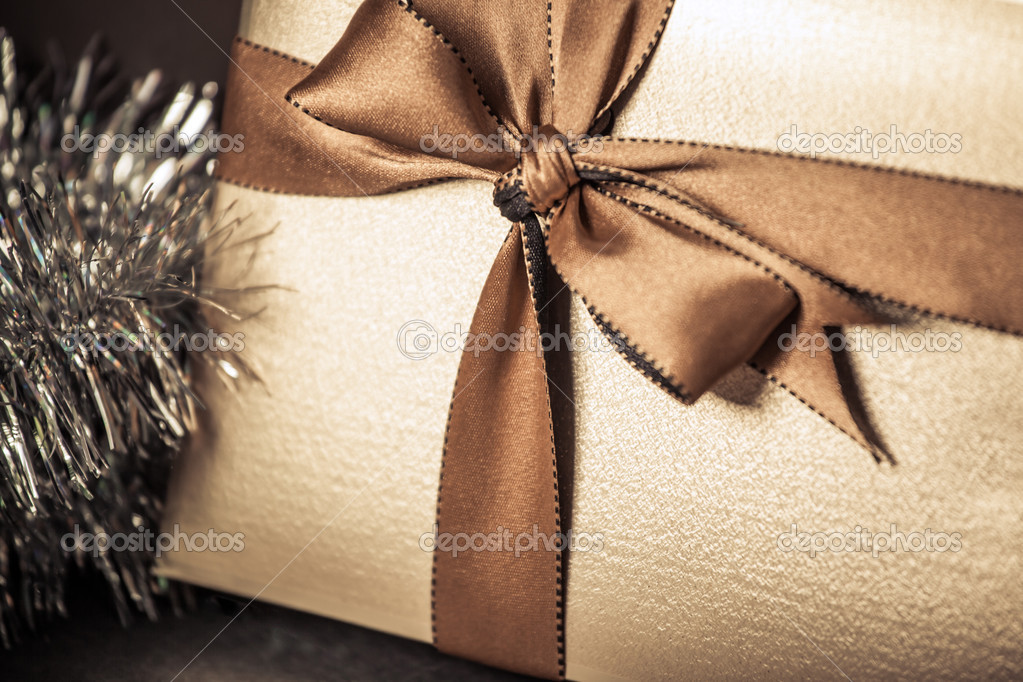 Gift box Stock Photo by ©goinyk 44327879