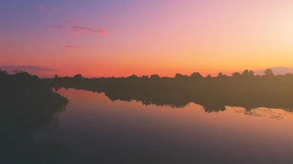 Rzeka panorama krajobraz przyrody — Zdjęcie stockowe