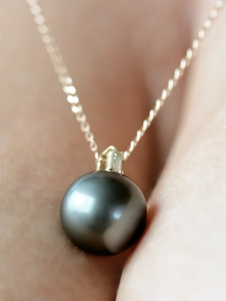 Black pearl — Stock Photo, Image