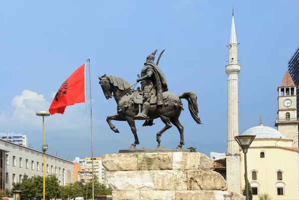 Skanderberg άγαλμα στα Τίρανα, Αλβανία — Φωτογραφία Αρχείου