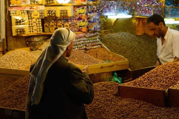 Nattmarknaden i sanaa, Jemen — Stockfoto