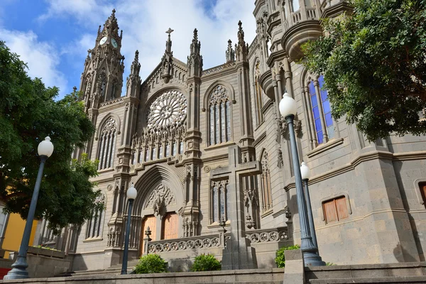 Catedral em Arucas — Fotografia de Stock