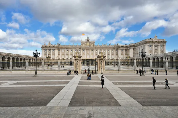 Koninklijk paleis van Madrid — Stockfoto