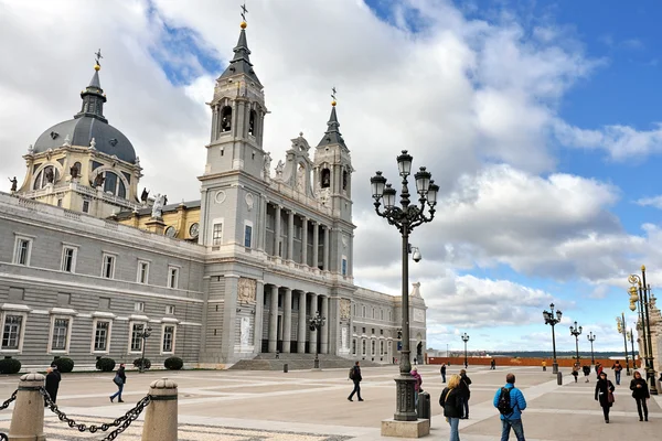 Cathedral La Almudena in Madrid — Stock Photo, Image