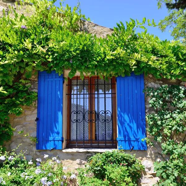 Open window. Provence — Stock Photo, Image