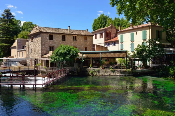 Fontaine de Vaucluse — Stock Photo, Image