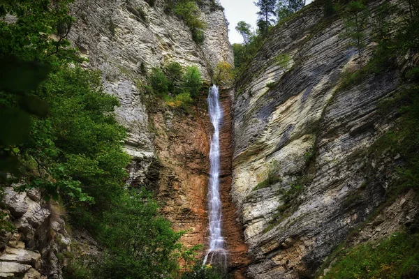 Cachoeira Nokhchi Keloi Uma Das Mais Altas Pitorescas Cachoeiras Chechênia — Fotografia de Stock