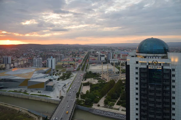 Grozny Chechênia Rússia Setembro 2021 Vista Deck Observação Cidade Grozny Fotos De Bancos De Imagens