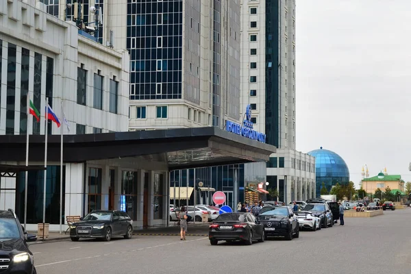 Grozny Rosja Września 2021 Widok Wejście Pięciogwiazdkowego Hotelu Grozny City Obrazek Stockowy