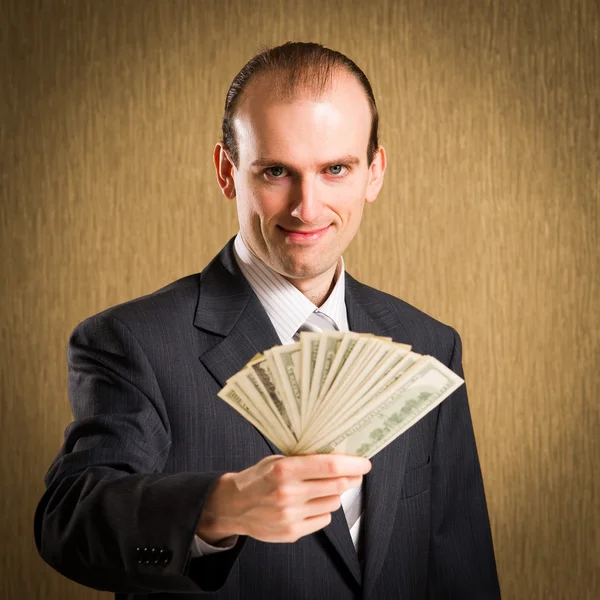 Biznesmen oferta pieniądze — Zdjęcie stockowe