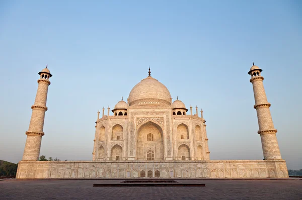 Taj mahal v sunrise světla — Stock fotografie