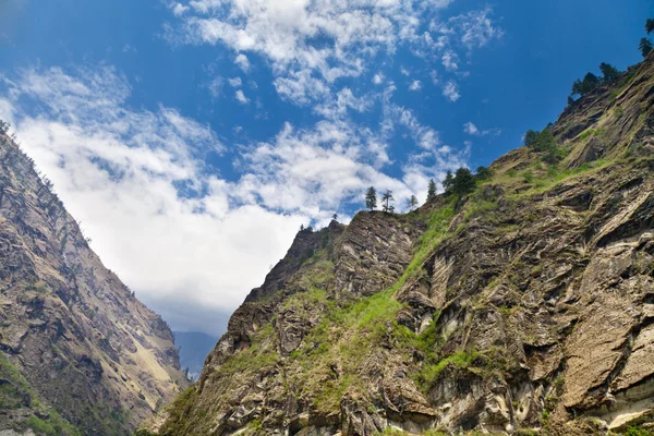 Bela paisagem em himalaias — Fotografia de Stock