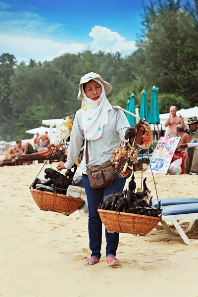 Продаж сувенірів тайські жінки — стокове фото