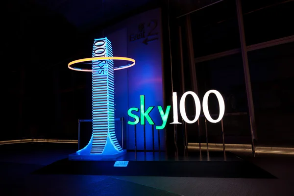 Sky100 லோகோ — ஸ்டாக் புகைப்படம்
