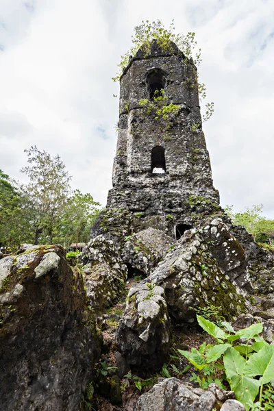 Cagsawa ruins — Stock Photo, Image