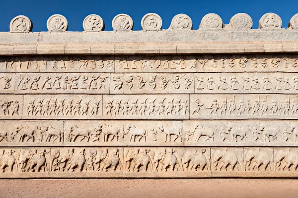 Wall carving — Stock Photo, Image