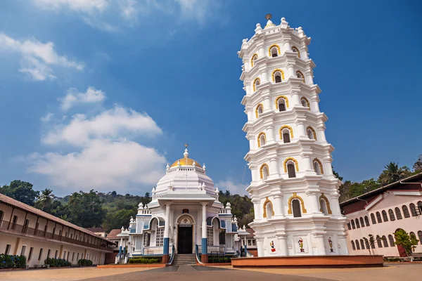 Shri mangeshi tempel — Stockfoto